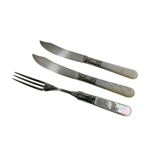 Luxury Antique French Style Stainless Steel Cutlery Set With <b>Ornate</b> <b>Silver</b> Decor And Grey Pearlescent Acrylic Handles For Home - Product Image 3