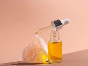 Aceite de Sacha Inchi Orgánico Premium, Prensado en Frío, Sin OMG, Alto en Omega-3, Superalimento Natural, Origen Vietnamita Dak Lak, 18-24 Meses - Product Image 2