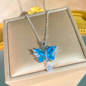 Collier papillon pour femme en acier inoxydable 304 avec placage doré d'épaisseur 0,03 µm et incrustation de zircon sur chaîne câblée - Product Image 4