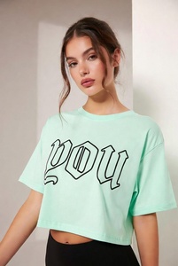 Camiseta Corta de Algodón para Mujer, Color Verde Menta, Cuello Redondo, Manga Corta, con Estampado de Logotipo Gótico, Estilo Casual de Primavera/Verano - Product Image 5