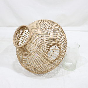 Lanterne en osier faite à la main, écologique, avec cadre en fer, forme d'ampoule unique, porte-bougie rond de Noël pour la décoration intérieure – Ventes Flash - Product Image 4