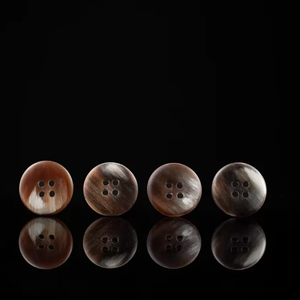 Boutons en corne de buffle brun, artisanat naturel, durables, ronds, faits à la main par Blossom Craft India - Product Image 6