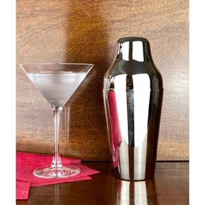 Shaker à Martini et à Cocktails en Acier Inoxydable Finition Argent Vieilli pour Barman, Utilisation en Vineries et Bars, Prix de Gros en Inde - Product Image 1