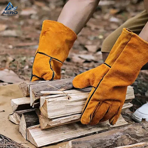 Guantes de Soldadura Resistentes de Cuero Dividido Amarillo de 14 Pulgadas con Puño Recto y Textura Completa, Anti-Calor, para Trabajo Pesado y Protección - Product Image 3