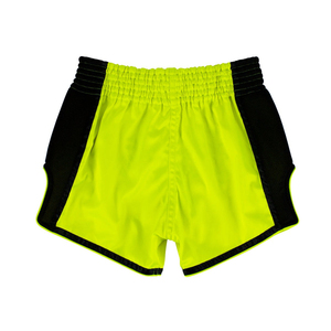 Shorts de Muay Thai y MMA Fairtex de Satén de Alta Calidad, Corte Lateral Verde y Negro, Personalizables con su Propia Etiqueta - Product Image 2