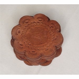 Custom Logo Flower Shaped Genuine Leather Cup Coasters Luxury Heat Insulation Non Slip Drink <b>Mat</b> Set For <b>Bar</b> Restaurant Coasters - Product Image 1