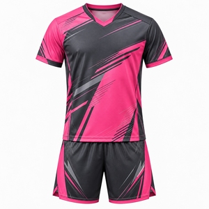 Equipaciones de voleibol ligeras confeccionadas con materiales que absorben el sudor, corte deportivo y detalles personalizados para mayor comodidad. - Product Image 5
