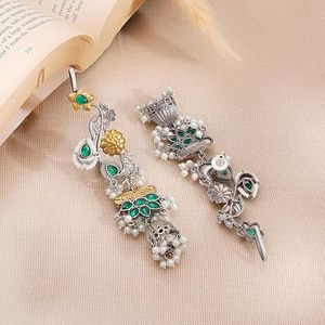 Boucles d'oreilles pendantes vintage ethniques en alliage plaqué or avec fleurs, turquoise et perles d'imitation pour femme, idéales pour les occasions de mariage - Product Image 3
