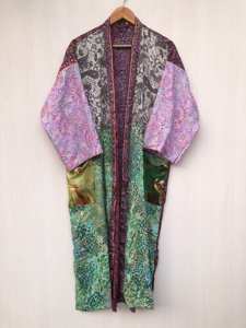 ชุดคลุมชายหาดสไตล์วินเทจอินเดีย ผ้าไหมซารีแท้ 100% ชุดกิโมโน ชุดเดรสโบโฮหลากสีสัน ชุดชายหาดสำหรับใส่ในรีสอร์ท ราคาขายส่ง - Product Image 4
