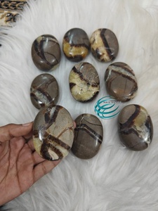 Piedra de Palma Septaria Natural Pulida, Cristal Curativo, Piedra de la Preocupación para Meditación, Reiki, Energía de Chakras, Venta al por Mayor - Product Image 3