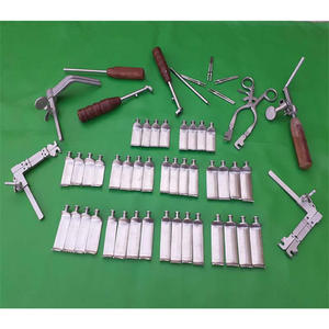 เครื่องมือผ่าตัดกระดูกสันหลังส่วนคอแบบแมนนวล ยี่ห้อ Casper รุ่น Cervical Vertebral Column Retractor Gold พร้อมใบมีดโปร่งแสงสำหรับการผ่าตัดโดยใช้มือจับ - Product Image 2
