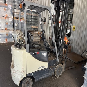 Montacargas Crown 2.5T Usado Premium en Venta con Rendimiento Potente, Adecuado para Necesidades Comerciales de Manejo de Materiales - Product Image 6