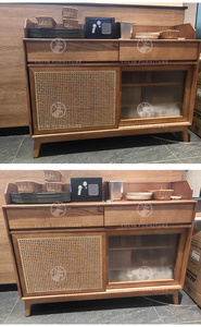 <span class=keywords><strong>Buffet</strong></span> moderne en bois massif avec tissage en rotin naturel et portes coulissantes en verre cannelé pour cuisine - Product Image 5