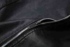 เสื้อแจ็คเก็ตหนังแท้ทรงคลาสสิกสไตล์ไฮสตรีทสำหรับผู้ชาย ยี่ห้อ Finer Threads ระบายอากาศได้ดี เหมาะสำหรับขี่มอเตอร์ไซค์  รับสกรีนโลโก้  สำหรับฤดูหนาว - Product Image 2