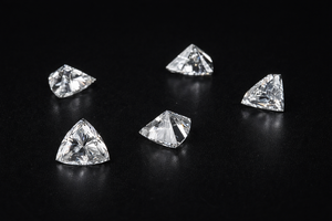 SHRAMAN DIAMOND Vente en gros de diamants de laboratoire blancs VVS-VS, taille brillant triangulaire, 0,5 ct/pièce, pour bagues, boucles d'oreilles, pendentifs et bijoux - Product Image 6