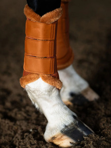 Protège-tendons de cheval en caoutchouc éponge Tan respirants pour l'extérieur SP-70849 – Protection et soutien des jambes - Product Image 2