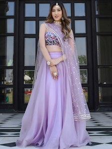 ชุดเดรสทรงเอไลน์ผ้าซาตินปักลายดอกไม้สีม่วงเอวทรงเอ็มไพร์พร้อมผ้าคลุมไหล่สำหรับงานแต่งงานและงานปาร์ตี้สำหรับผู้หญิง - Product Image 3