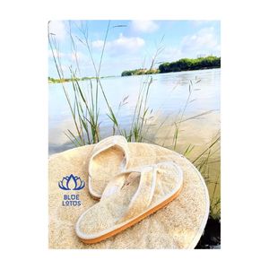 Chaussons en loofah pour la douche : confort et élimination des peaux mortes – Qualité supérieure en fibres végétales - Product Image 1