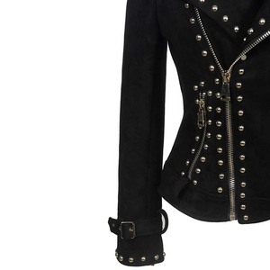 Chaqueta de cuero genuino para mujer, estilo motero, negra, ajustada, estilo punk, con tachuelas metálicas, chaqueta de cuero para motocicleta. - Product Image 2