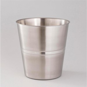 <b>Square</b> Shape Metal Dust <b>Bin</b> for Home Hotel Restaurant Durable Waste Basket Stylish Cleaning Recycling Trash <b>Bin</b> - Product Image 1