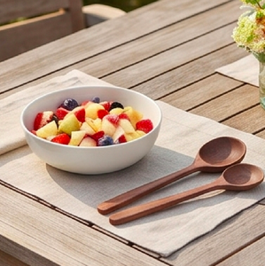 Juego de 2 cucharas de bambú con un diseño elegante y acabado natural, perfectas para la cocina del hogar y eventos de boda. - Product Image 3