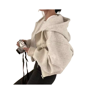 Vente en gros de sweatshirts à capuche respirants pour femmes sweatshirts à capuche en coton et polyester pour l'hiver avec logo pour femmes - Product Image 1