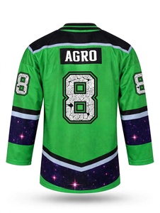 Camiseta de Hockey sobre Hielo Personalizada por Sublimación, Color Verde Lima, Estilo Vintage con Cordones, Diseño de Mascota de Mapache Espacial, Camiseta Deportiva de Secado Rápido para Entrenamiento - Product Image 3
