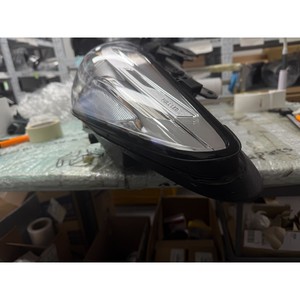 ไฟหน้ามือสอง G90/EQ900 ด้านซ้าย รุ่น 92101D2 - Product Image 2