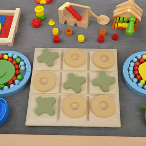 Juego de Tic Tac Toe de Madera de Pino Vietnamita Resistente y Casual para Niños de 5 a 7 Años, Ideal para Áreas de Juego - Product Image 4