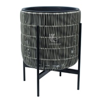 HOT SELLING Jardinière en plastique PP brun, jardinière en osier en plastique PE avec support en métal, pot de plantes élégant pour l'intérieur et l'extérieur, vente en gros