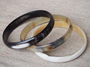 Handcrafted Eco-friendly Buffalo Horn <b>Set</b> High-Polish Horn Cuff <b>Bangle</b> Customized Size Agate <b>Bangles</b> Natural Color - Product Image 4