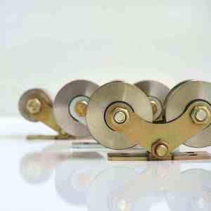 Rouleau de porte moderne en acier inoxydable, silencieux, durable, à roulement fluide, composant de quincaillerie coulissante robuste pour entrepôt - Product Image 4