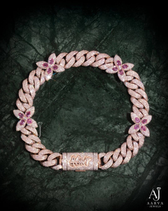 จี้มุกน้ำจืดประดับมอสซาไนต์รูปดอกไม้แบบสั่งทำพิเศษจาก AARVA JEWELS พร้อมสร้อยคอเงินแท้ 925 ชุบทอง - Product Image 2