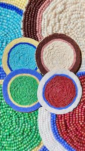Sous-verre brodé perlé magnifique avec broderie artisanale complexe pour tasses à café, tasses à thé et décoration de table - Product Image 5