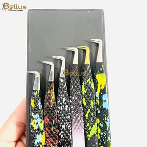 Pinzas de Lujo Profesionales de Acero Inoxidable con Punta de Fibra para 90 Pestañas, Colgante con Logotipo Personalizado, Herramienta de Extensión Duradera con Agarre Fino para Salón - Product Image 2