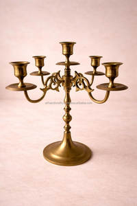 Candelabro de Latón Estilo Colonial Retro - Portavelas Decorativo de Metal con Acabado Artesanal para Hogar y Mayoristas de Regalos - Product Image 3