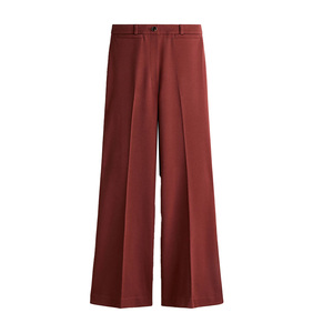 Pantalon pour femme élégant à coupe ajustée et finition soignée, conçu pour une mobilité fluide, avec une forme élégante et un style moderne. - Product Image 1
