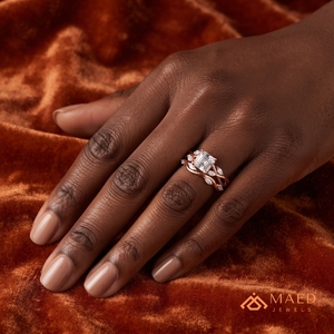 Conjuntos de Novia de Moissanita Cuadrada Asscher en Tono Oro Rosa, Anillo de Compromiso con Gemas Marquesa y Alianzas Esculpidas para Novias de Lujo - Product Image 5