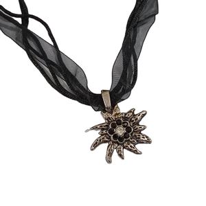 Collier Edelweiss Oktoberfest Collier bavarois Dirndle Costume bavarois Strass Edelweiss Collier Dirndl HooksTT-703 - Product Image 1