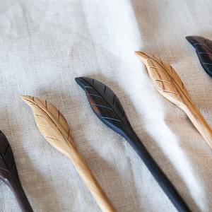 Cuchara de Madera Natural Tallada a Mano, Cuchara para Remover Hecha a Mano, Utensilio de Cocina Rústico y Regalo Ecológico - Product Image 2