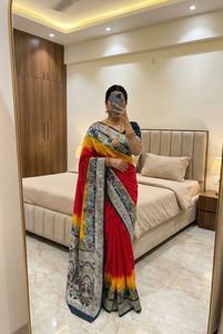 Sari Tradicional Indio de Seda Dola con Tejido Meenakari para Eventos Festivos, Sari Elegante para Bodas para Mujeres - Product Image 3