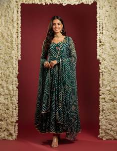 Conjunto de Kurta Verde Premium, Sin Prenda Inferior Incluida, Estampado Bandhani, Tela de Seda Delta con Forro de Crepé Cosido, Tallas M, L, XL, XXL, Venta al Por Mayor - Product Image 6