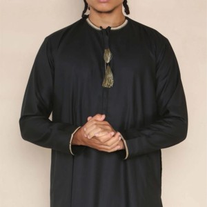 2025 Customized Black Polyester Robes for <b>Men</b> Traditional Islamic Clothing Lightweight Breathable Vintage Floor Length Long - Product Image 3