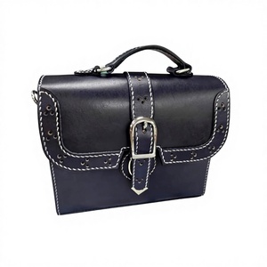 Bolso de Mano de Cuero Genuino para Mujer, Impermeable, Gran Capacidad, Estilo Moderno, Cierre de Cremallera, Opciones de Múltiples Correas, Ecológico y Duradero - Product Image 1