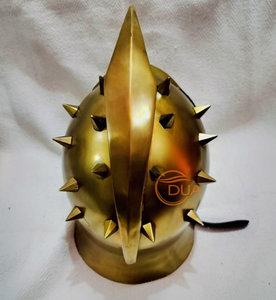 Casque de gladiateur Spartan doré avec crête et pointes |   Casque d'armure de guerrier antique pour cosplay, exposition et reconstitution historique - Product Image 4