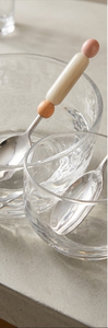 Vase circulaire de luxe en or avec supports - Fait main en bois, terre cuite et métal pour restaurants et cafés - Product Image 3