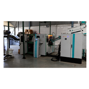 Máquina de Moldeo por Soplado Totalmente Automática |   Máquina de Fabricación de Botellas de PET de Alta Capacidad de Producción de 250 BPM para Agua y Bebidas - Product Image 1