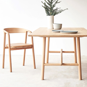 Juegos de Muebles para Restaurante Hechos con Madera de Teca Envejecida de Alta Calidad con un Diseño Moderno y Elegante, Aptos para una Variedad de Conceptos - Product Image 3