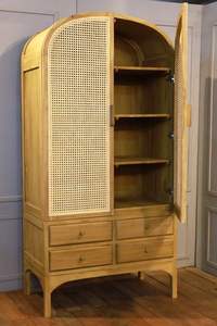 Armario de Dormitorio Ananta Moderno de Madera Maciza de Teca y Ratán, Diseño Independiente con 4 Cajones - Product Image 2