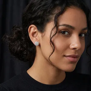 Boucles d'oreilles classiques à clous en diamant rond plaqué or 18 carats pour femmes, bijoux à porter au quotidien, tous les designs sont nouveaux, Ramdut Impex RD Ear 0064 - Product Image 3